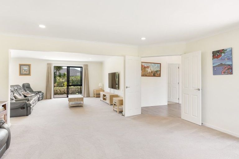 Photo of property in 11 Pathways Drive, Kerikeri, 0230