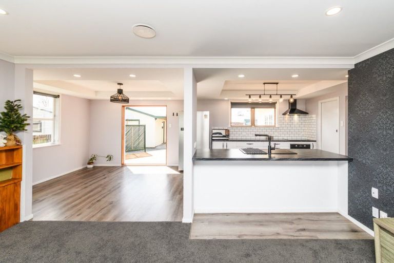 Photo of property in 27 Aspiring Avenue, Milson, Palmerston North, 4414