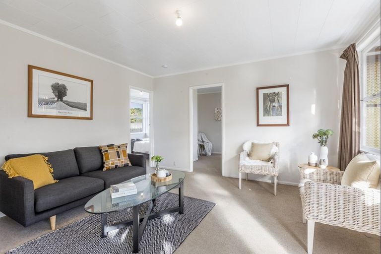 Photo of property in 29 Elizabeth Street, Orewa, 0931