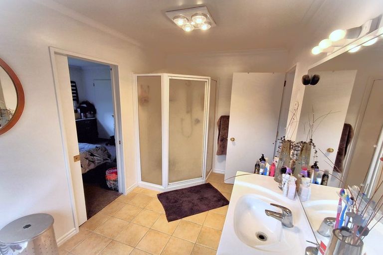 Photo of property in 32 Katerini Grove, Papamoa Beach, Papamoa, 3118