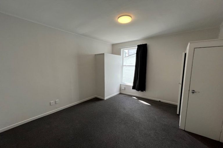 Photo of property in 212 The Terrace, Wellington Central, Wellington, 6011