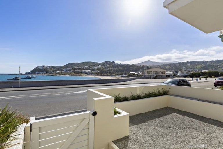 Photo of property in 3/222 The Esplanade, Island Bay, Wellington, 6023
