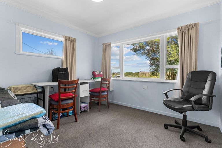 Photo of property in 69 Marohemo Road, Maungaturoto, 0583