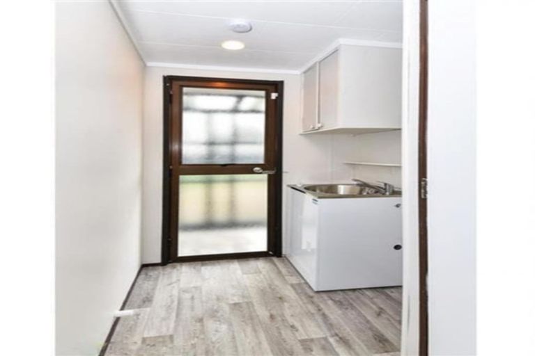 Photo of property in 36 Seaward Place, Wattle Downs, Auckland, 2103