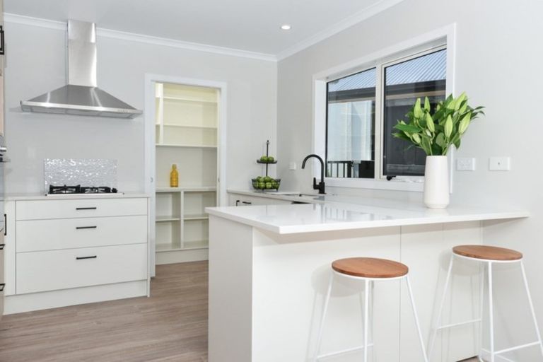 Photo of property in 8a Iris Place, Grandview Heights, Hamilton, 3200