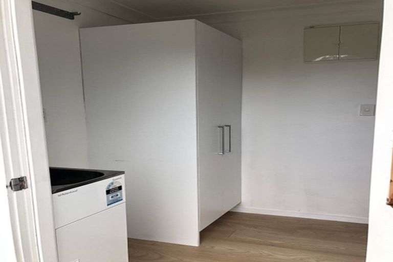 Photo of property in 3 West Harbour Drive, West Harbour, Auckland, 0618