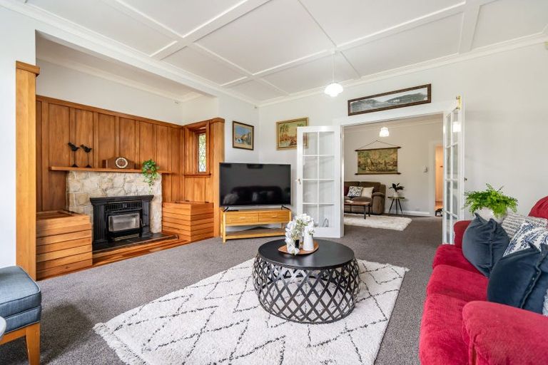 Photo of property in 1090 Coast Road, Wainuiomata Coast, Wainuiomata, 5373