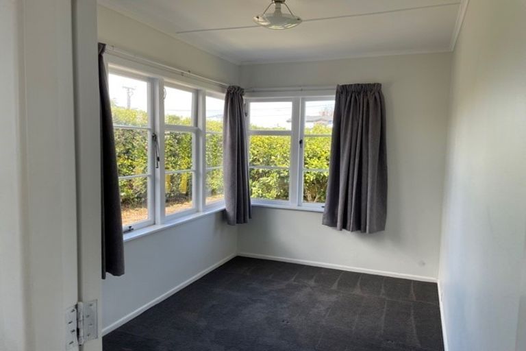 Photo of property in 7 Christmas Road, Manurewa, Auckland, 2102