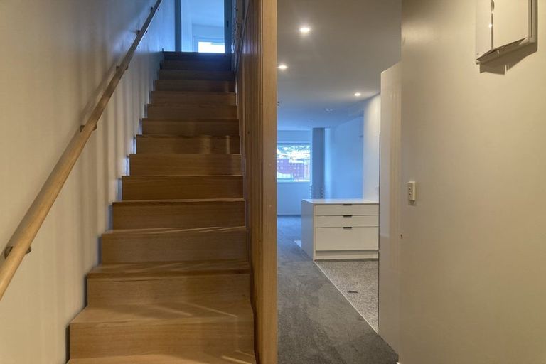 Photo of property in 3/32 Martin Square, Te Aro, Wellington, 6011