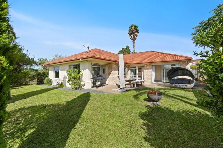 Photo of property in 32 Highfields Terrace, Henderson, Auckland, 0612