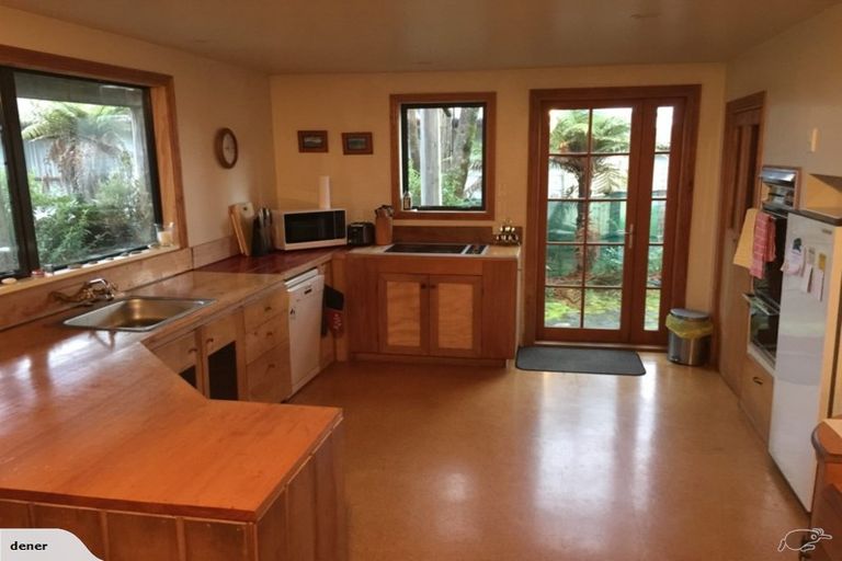 Photo of property in 6 The Strand, Okarito, Whataroa, 7886