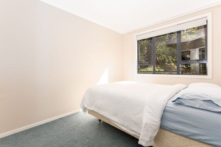 Photo of property in 295 Main Road, Tawa, Wellington, 5028