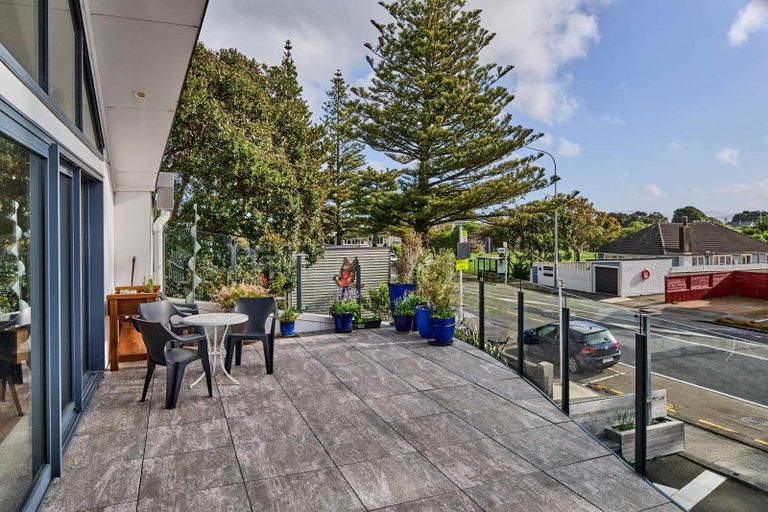 Photo of property in 61 Simmental Crescent, Somerville, Auckland, 2014