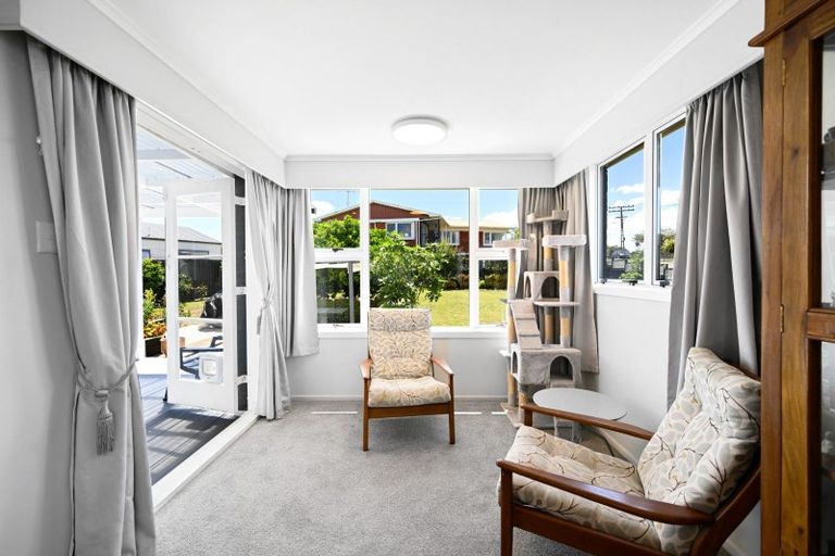 Photo of property in 2 Mountain View Drive, Te Awamutu, 3800