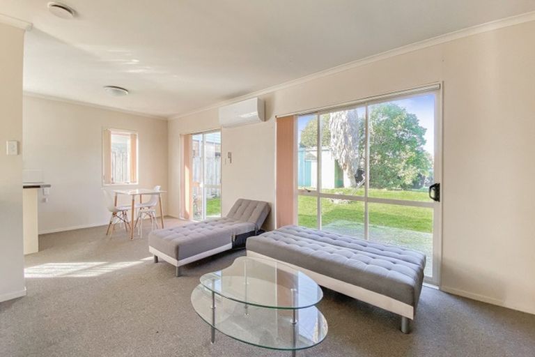 Photo of property in 3 Hawkley Close, Flat Bush, Auckland, 2019