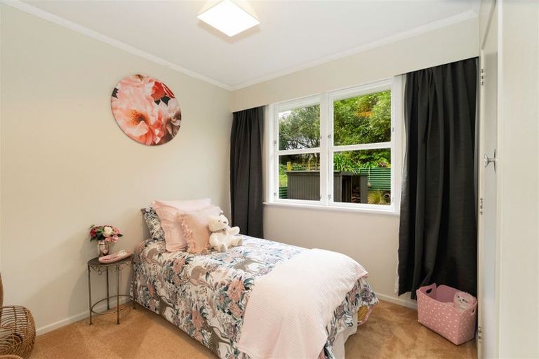 Photo of property in 6 Muhunoa West Road, Ohau, Levin, 5570