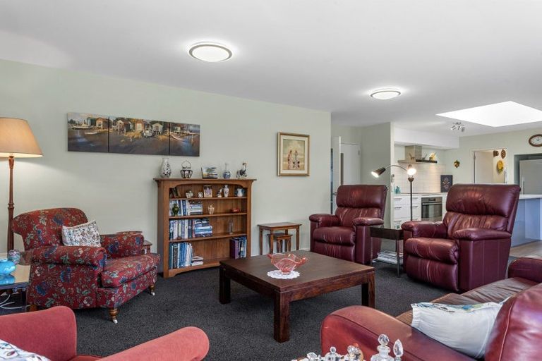 Photo of property in 20 Churchill Drive, Rangiora, 7400