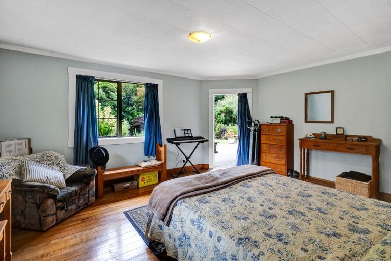 Photo of property in 927 Mohakau Road, Kiore, Stratford, 4395