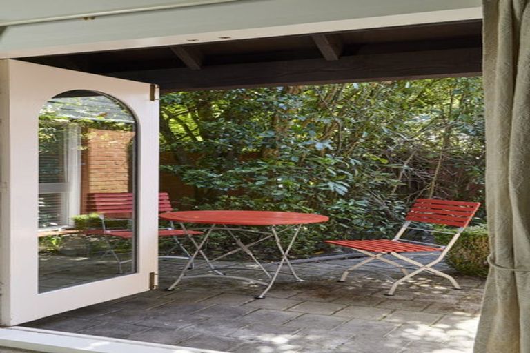 Photo of property in 36 Greers Road, Burnside, Christchurch, 8041