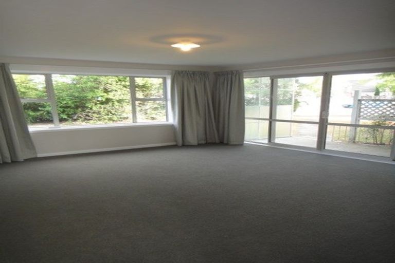 Photo of property in 1/48 Straven Road, Riccarton, Christchurch, 8011