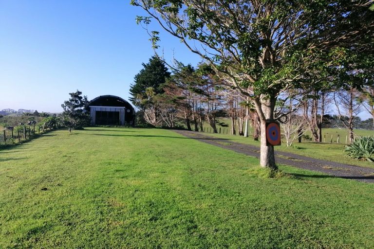 Photo of property in 344b Cable Bay Block Road, Cable Bay, 0420