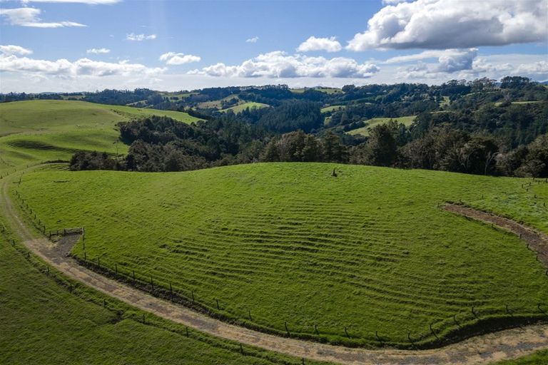 Photo of property in 67 Fraser Road, Kawakawa, 0210