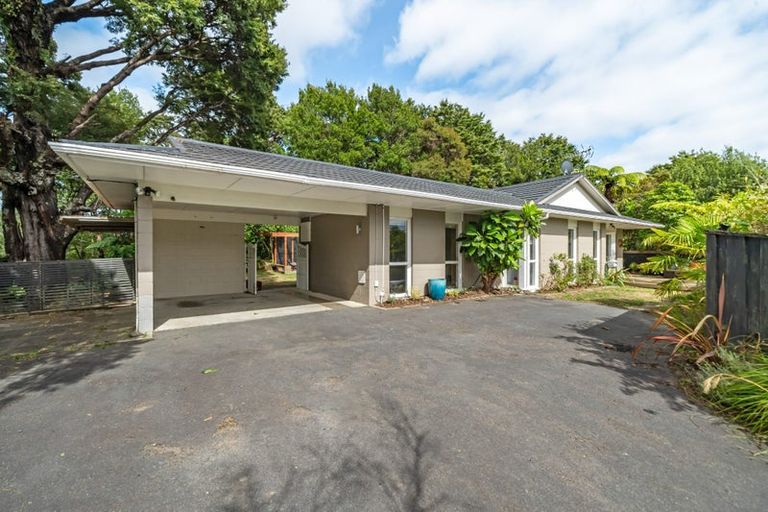 Photo of property in 62a Chatsworth Road, Silverstream, Upper Hutt, 5019