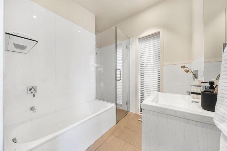 Photo of property in 58 Seacliffe Avenue, Belmont, Auckland, 0622