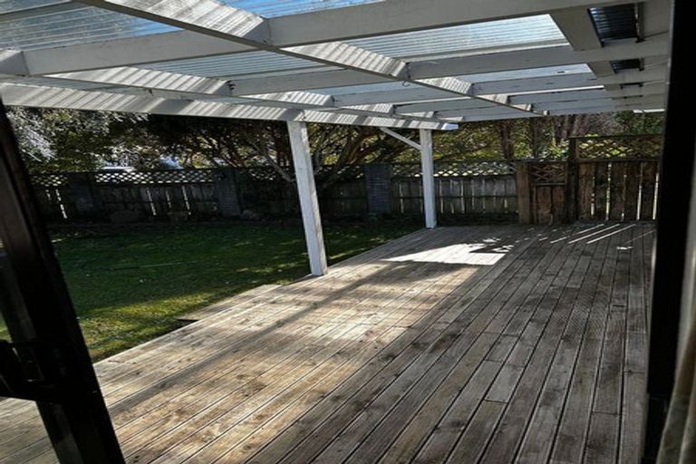 Photo of property in 5 Augustus Earle Place, Pukehangi, Rotorua, 3015
