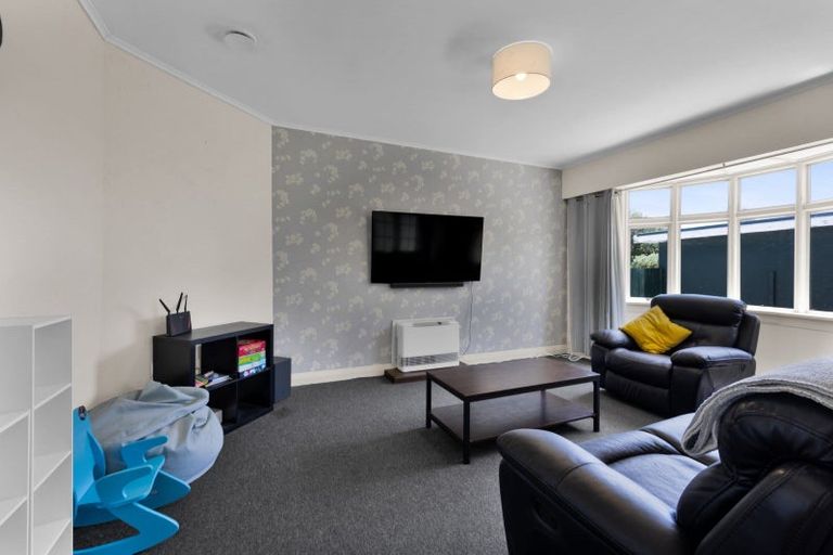 Photo of property in 13 Collins Street, Hawera, 4610