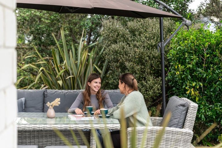 Photo of property in 15 Ian Place, Waihi Beach, 3611