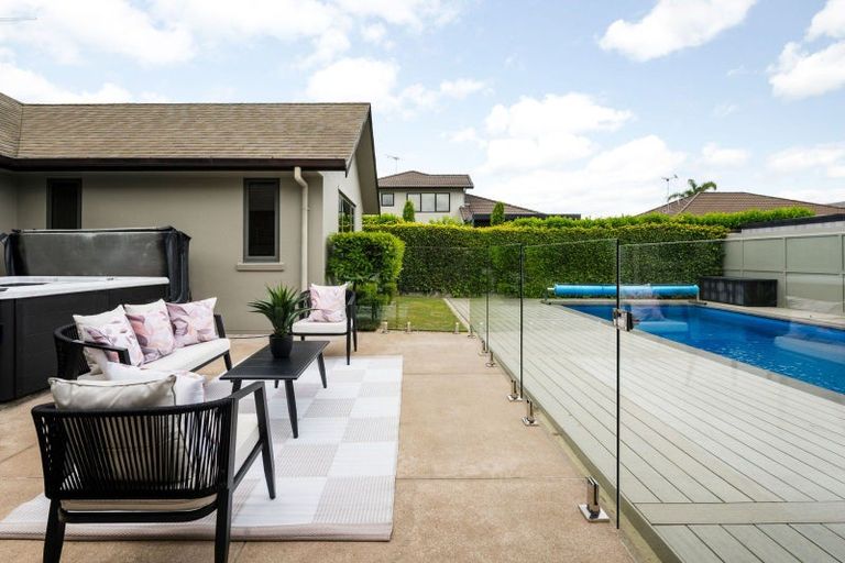 Photo of property in 66 Palliser Drive, Huntington, Hamilton, 3210