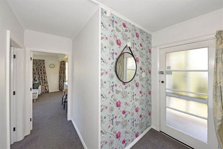 Photo of property in 9 Morrison Avenue, Northcote, Christchurch, 8052