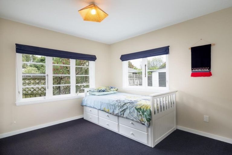 Photo of property in 2/49 Ashgrove Terrace, Somerfield, Christchurch, 8024