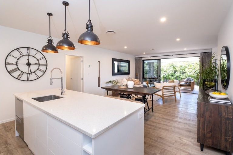 Photo of property in 131 Arataki Road, Havelock North, 4130