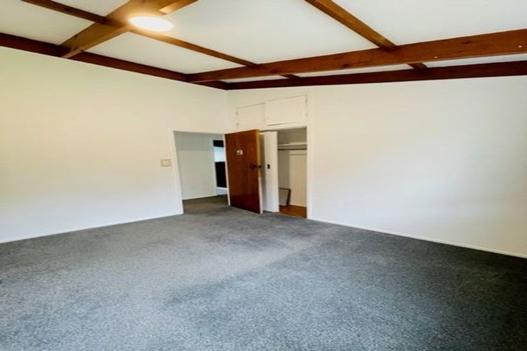 Photo of property in 23 Chrisarda Place, Red Hill, Papakura, 2110