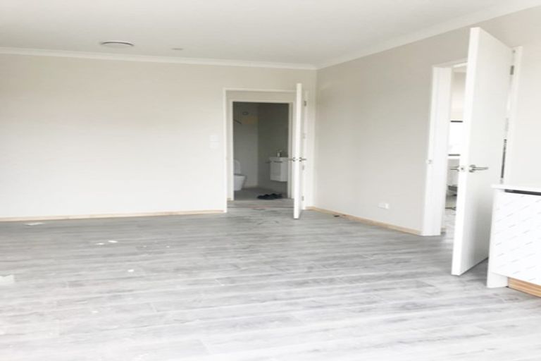 Photo of property in 9 Lavey Road, Flat Bush, Auckland, 2019