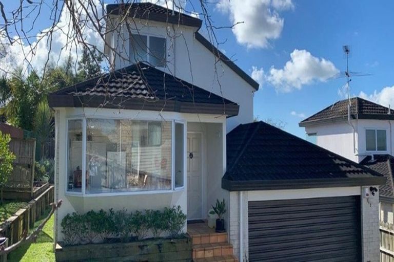 Photo of property in 1/17 Kells Place, Botany Downs, Auckland, 2010