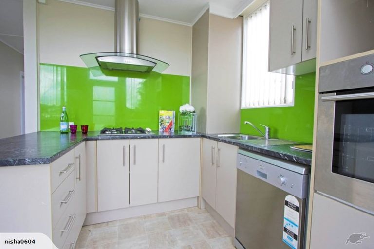 Photo of property in 15/31 Blease Street, New Lynn, Auckland, 0600