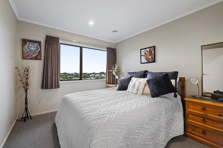 Photo of property in 11a Lemont Place, Westown, New Plymouth, 4310