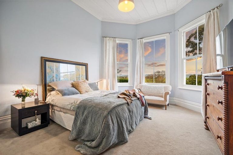 Photo of property in 124 Rimmer Road, Helensville, 0875