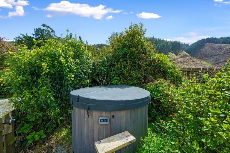 Photo of property in 780 Moonshine Hill Road, Moonshine Valley, Porirua, 5381