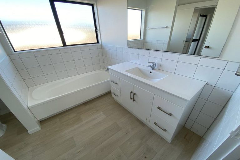 Photo of property in 11 Flemington Place, Nawton, Hamilton, 3200