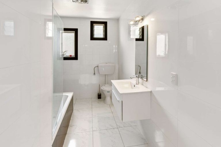 Photo of property in 11 Konini Street, Tawhero, Whanganui, 4501