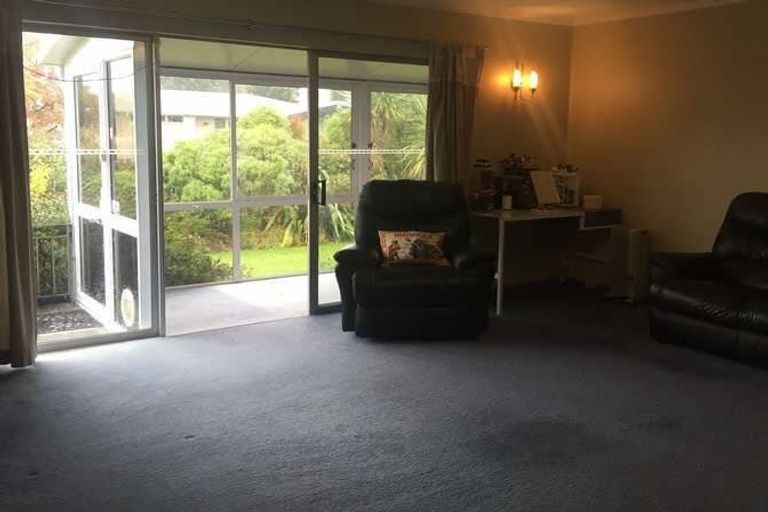 Photo of property in 8 Farrington Avenue, Bishopdale, Christchurch, 8053