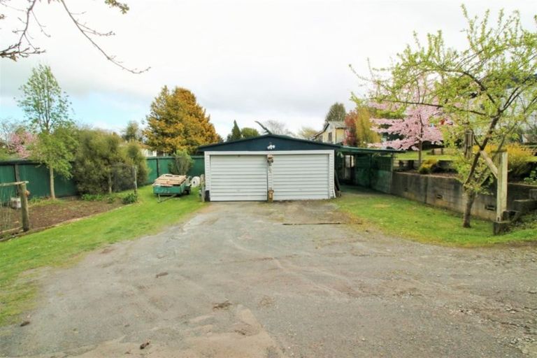Photo of property in 25 John Street, Tokoroa, 3420