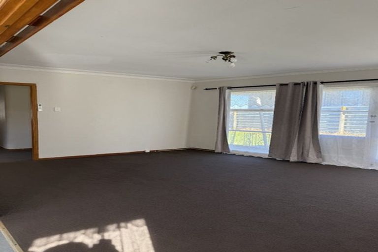 Photo of property in 10 Hyde Street, Manurewa East, Auckland, 2102
