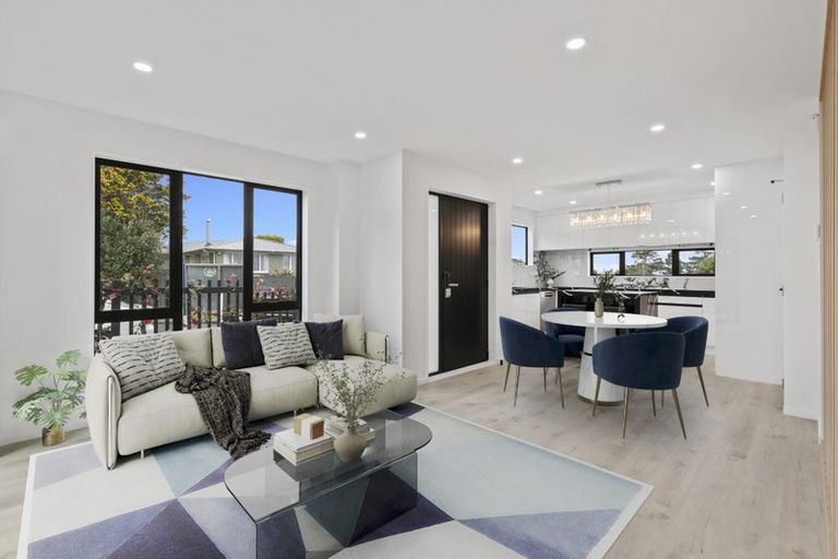 Photo of property in 6c Pikitea Road, Mangere Bridge, Auckland, 2022