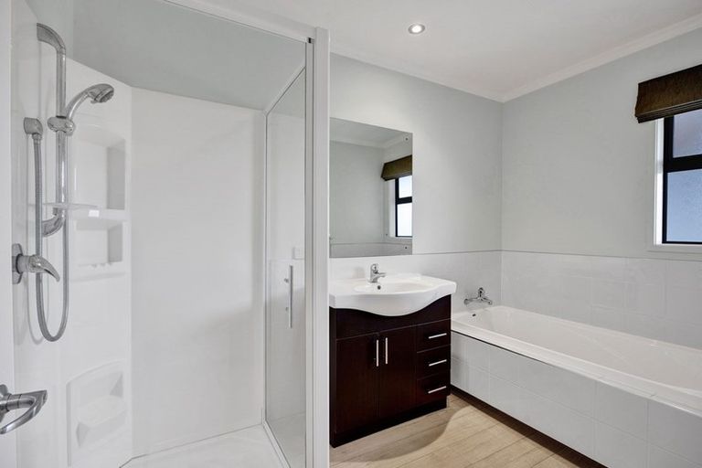 Photo of property in 16b Marlin Terrace, Bell Block, New Plymouth, 4312