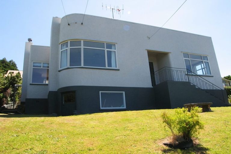 Photo of property in 3 Junction Road, Ravensbourne, Dunedin, 9022